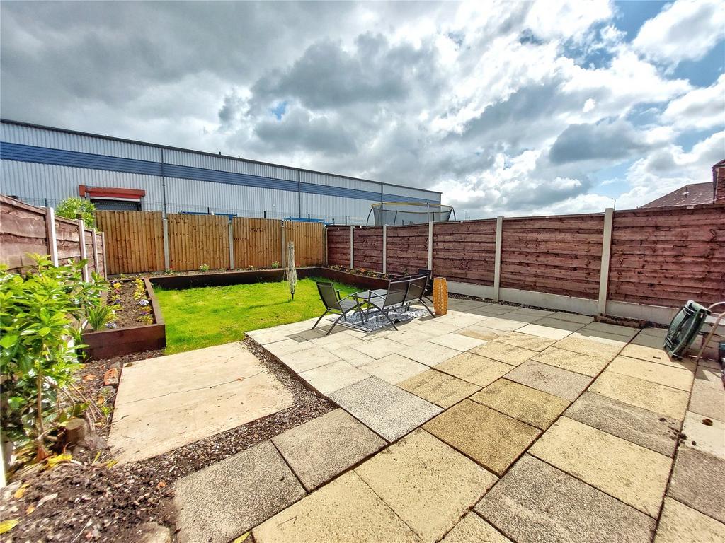 Rear Patio & Lawn