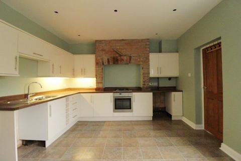 3 bedroom terraced house to rent, Victoria Avenue, Ripon, North Yorkshire, UK, HG4