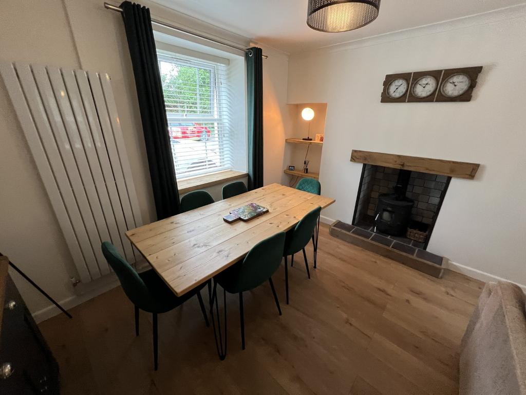 Spacious Lounge/Dining Room