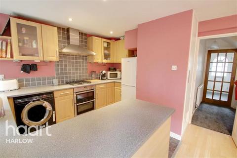 1 bedroom in a house share to rent, Morley Grove