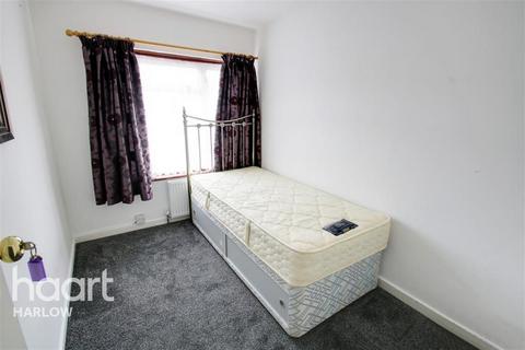1 bedroom in a house share to rent, Morley Grove