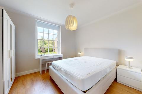 3 bedroom flat to rent, Orchardson Street