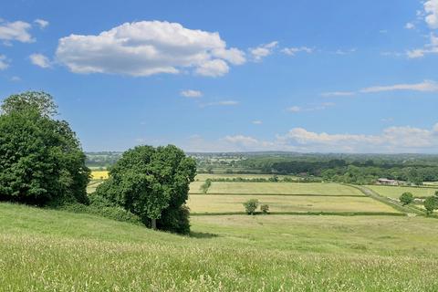 Farm land for sale, Upper Pavenhill, Purton SN5