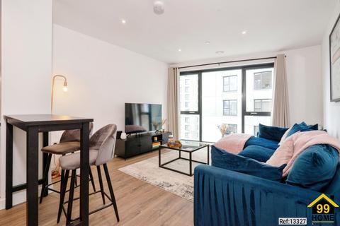 1 bedroom apartment for sale, Headwater Point, Bromley-By-Bow, Greater London, E3