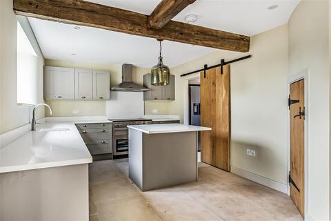 3 bedroom detached house to rent, Collards Lane, Haslemere, Surrey, GU27