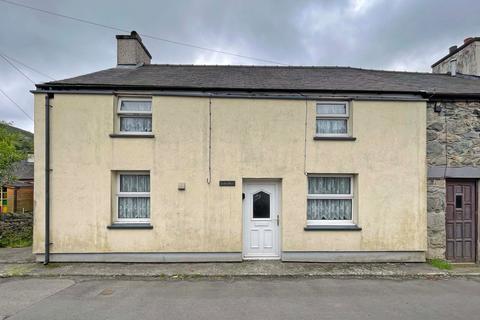 3 bedroom semi-detached house for sale, Clwt-y-Bont, Caernarfon, Gwynedd, LL55