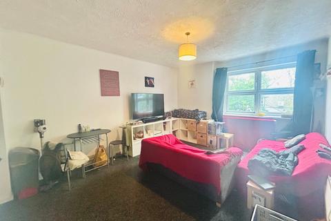 1 bedroom flat to rent, Castle Street, Stockport, Greater Manchester, SK3