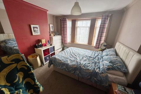 3 bedroom flat for sale, Cloberhill Road, Knightswood, Glasgow G13