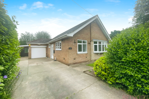 3 bedroom bungalow to rent, Station Road, Clipstone, NG21