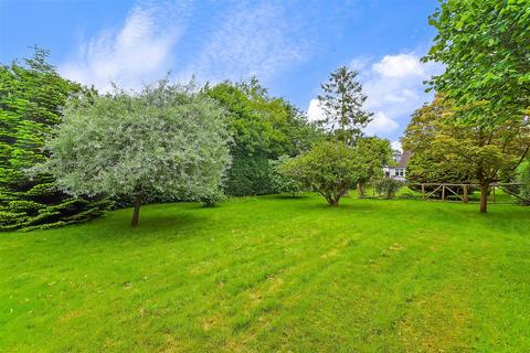 15 Downview Road, Barnham, Bognor Regis, PO22 0EG