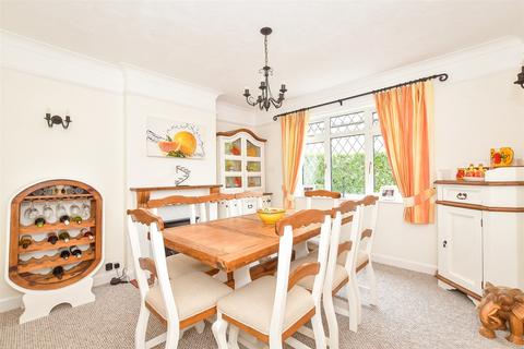 15 Downview Road, Barnham, Bognor Regis, PO22 0EG
