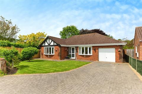 3 bedroom bungalow for sale, Inghams Road, Tetney, Grimsby, Lincolnshire, DN36