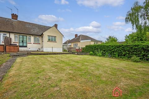 2 bedroom semi-detached bungalow for sale, Hambro Hill, Rayleigh, SS6