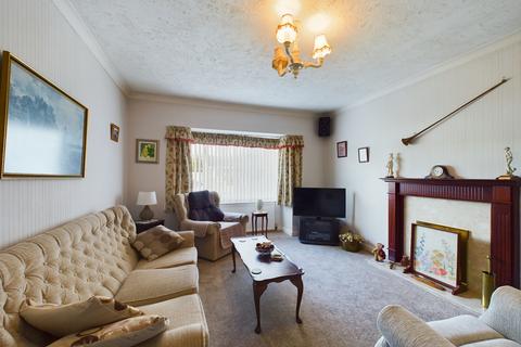 15 Astley Crescent, Freckleton, Preston, PR4 1RE