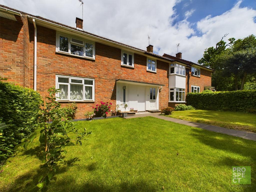Haversham Drive, Bracknell... 3 bed terraced house for sale £400,000