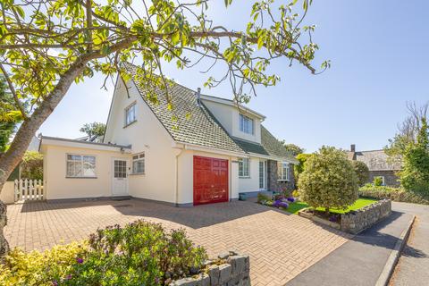 4 bedroom detached house for sale, Rue Des Houmets, Castel, Guernsey