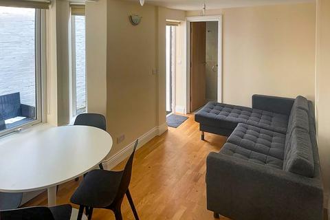 4 bedroom apartment to rent, Camden High Street, Camden, London, NW1