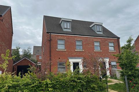 4 bedroom semi-detached house for sale, London Road, Corby NN17