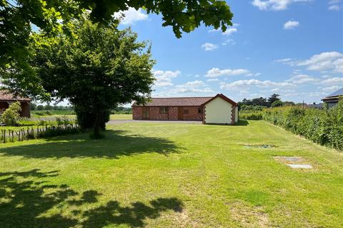 4 bedroom barn conversion for sale, Syleham, Diss, Suffolk, IP21 4LT