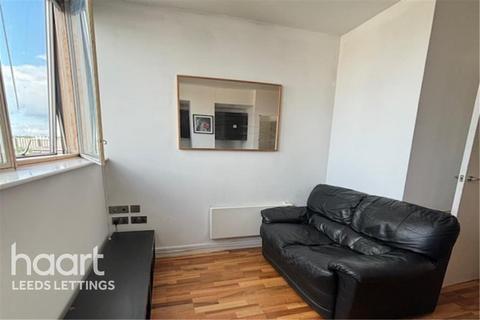 1 bedroom flat to rent, west point