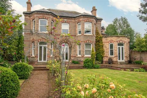 5 bedroom detached house for sale, Queens Court, Chapel Street, Epworth, North Linconlshire, DN9