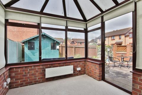 1 bedroom semi-detached bungalow for sale, Impala Way, Hull,  HU4 6UH