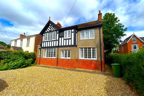 3 bedroom detached house to rent, London Road, Boston, PE21