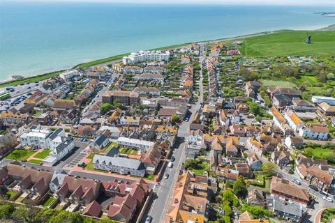 6 bedroom end of terrace house for sale, Steyning Road, Brighton BN2