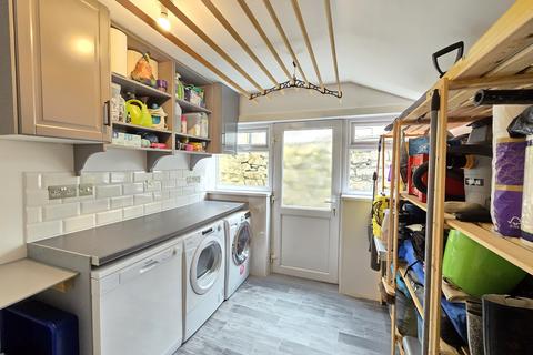 78 Dock View Road, Barry, CF63 3QQ
