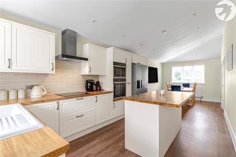 77 Pinks Hill, Swanley, BR8 8NN