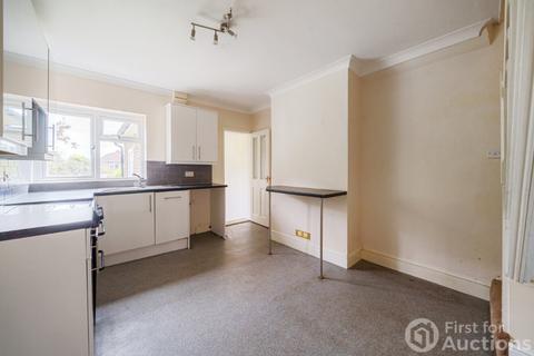 2 bedroom end of terrace house for sale, New Cross Road, Guildford, Surrey