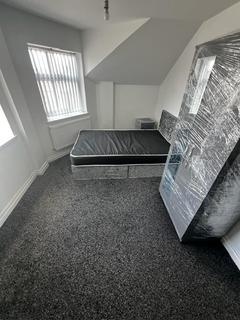 2 bedroom flat to rent, Beresford street, Stoke-on-Trent ST4  2EX