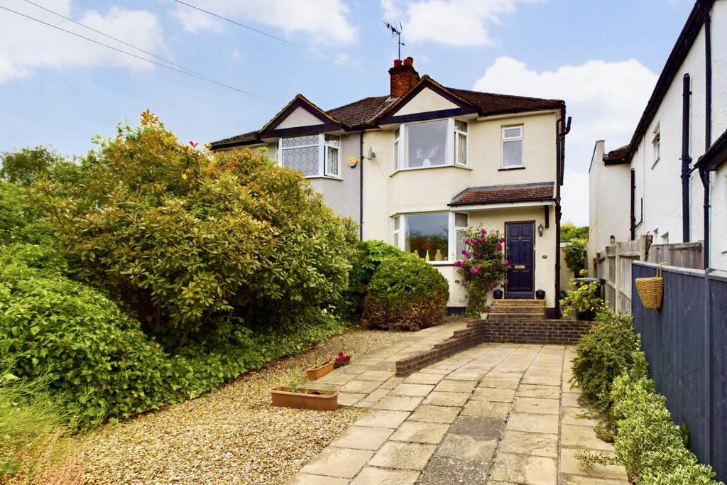 Anchor Lane, Boxmoor 3 bed semidetached house for sale £550,000