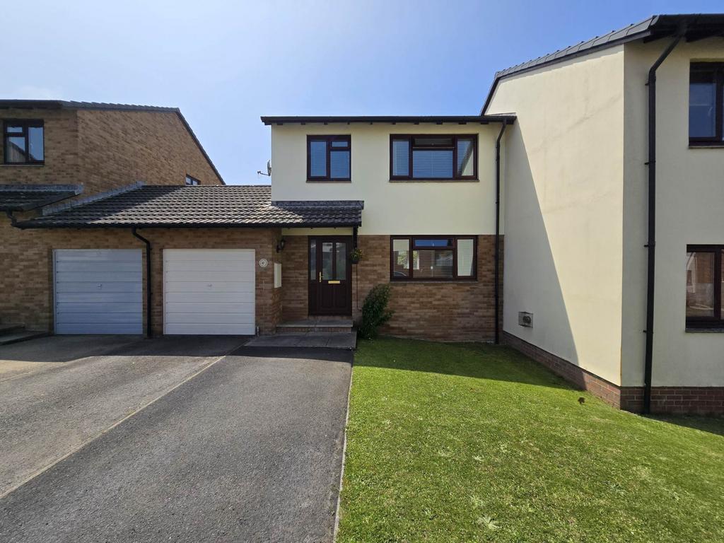 Oaklands, Bideford 3 bed semidetached house for sale £290,000