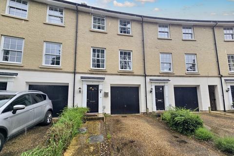4 bedroom terraced house for sale, Crecy Mews, Thetford