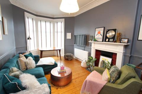 2 bedroom flat to rent, Lochend Road, Lochend, Edinburgh, EH6