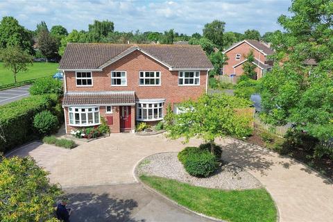 6 bedroom detached house for sale, Grasmere Road, Farnborough GU14