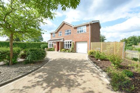 5 bedroom detached house for sale, Grasmere Road, Farnborough GU14