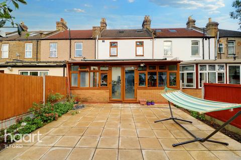 4 bedroom terraced house for sale, Sunnyside Road, Ilford