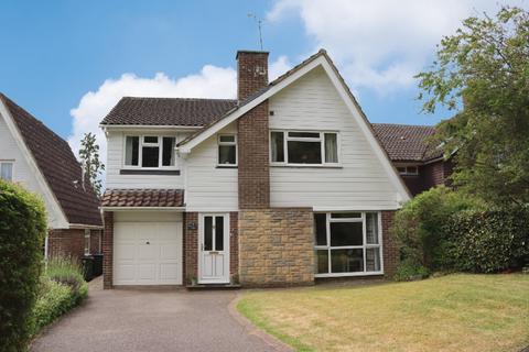 4 bedroom detached house for sale, Willow Drive, Billingshurst