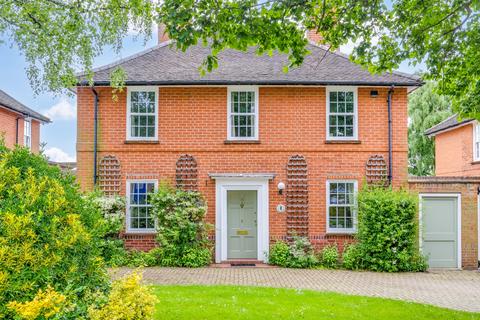 4 bedroom detached house for sale, Elmwood, Welwyn Garden City, Hertfordshire, AL8