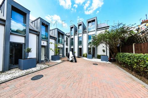 2 bedroom apartment for sale, Tudor Mews, Hawthorn Road, Willesden Green, NW10
