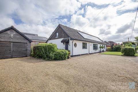 4 bedroom detached bungalow for sale, Stile Lane, Wymondham