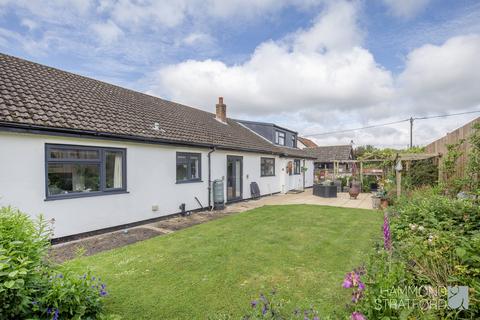 4 bedroom detached bungalow for sale, Stile Lane, Wymondham