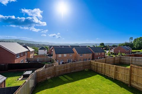 4 bedroom detached house for sale, De Clare Gardens, Caerphilly, CF83 2WD