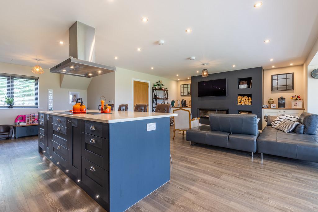 Open plan kitchen / living room