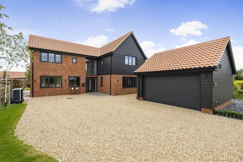 4 bedroom detached house for sale, Willow Corner, Diss IP22