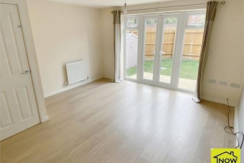 2 bedroom end of terrace house for sale, Pach Way, Fernwood, Newark, Nottinghamshire.