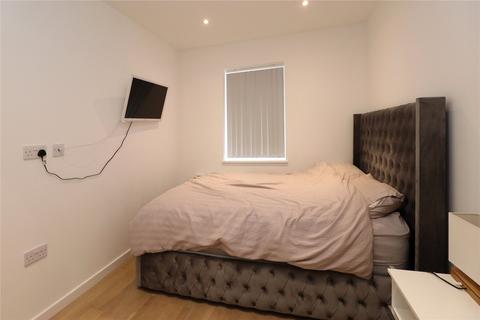 2 bedroom flat for sale, Sheerwater, Woking GU21