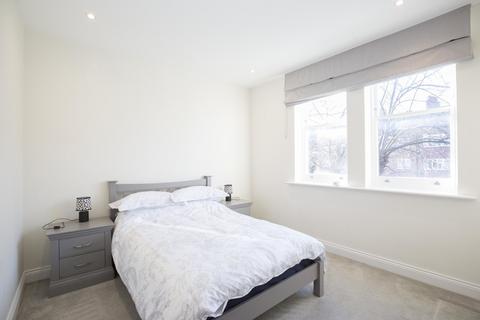 50a Park Road, Kingston Upon Thames, KT2 6AX